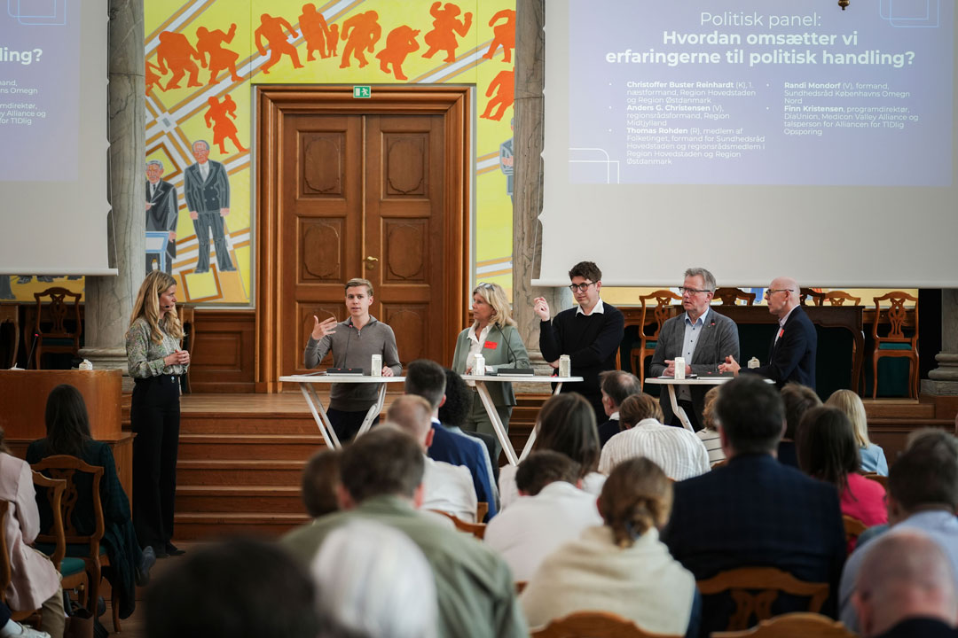 2026-April_Politisk-panel_web
